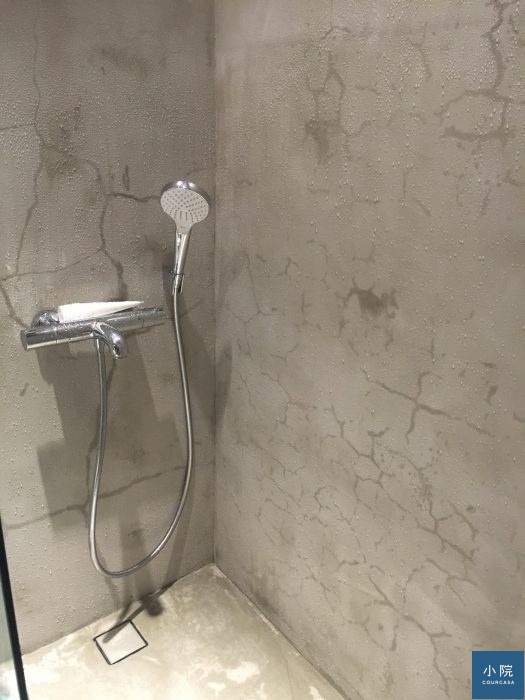 礦物塗料5 改造浴室不用拆磁磚 但不建議用在地板 Courcasa 小院