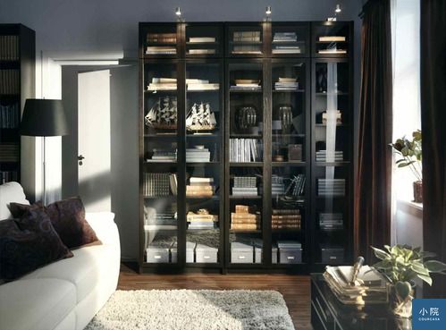BILLY書櫃，40公分層格寬度，玻璃門片，是姥姥覺得高CP值的選擇。此篇情境照由IKEA提供