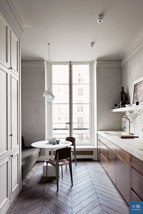 http://interiorlikes.tumblr.com/post/82907522166